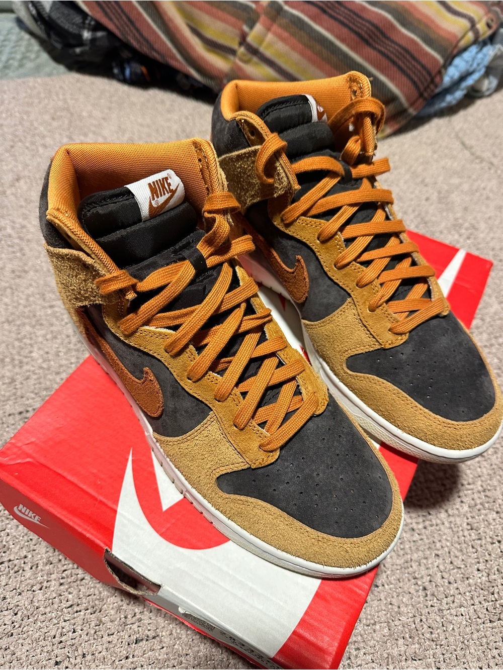 Nike Dunk High Dark Russet - Picture 5 of 12